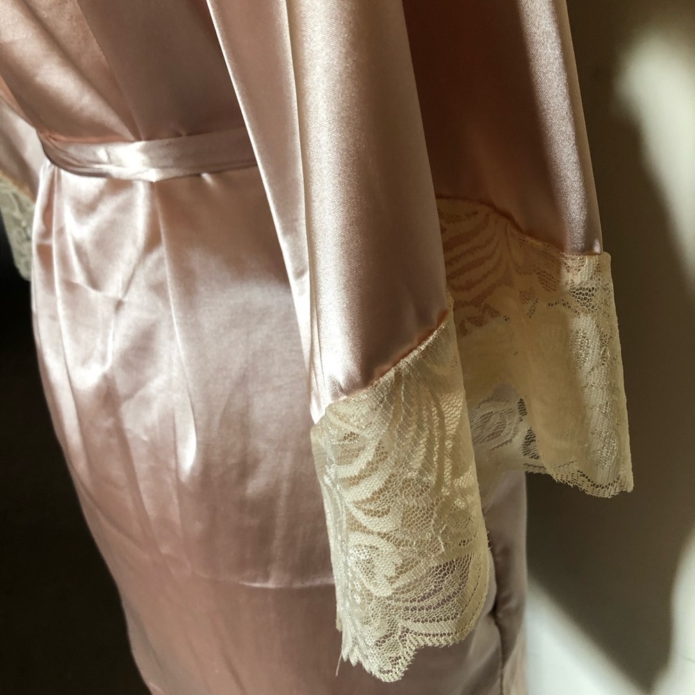 Custom “feeling myself” light Blush Pink Silky Lace Short Robe Bridal bath - Picture 6 of 16